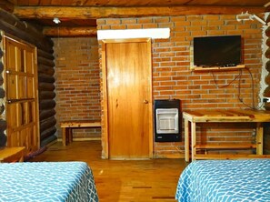 Room, 1 Bedroom, Patio, Mountain View | 1 bilik tidur 