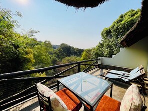 Exclusieve kamer | Luxe beddengoed, Tempur Pedic-bedden, een kluis op de kamer, een bureau