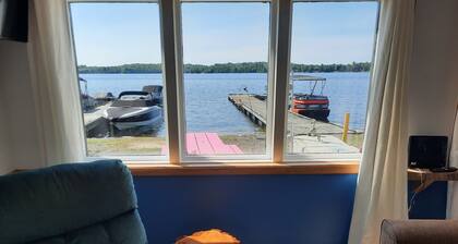 One bedroom, close to everything.... trout lake north bay