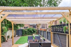 House | 5 bedrooms - Marvellous 5 bed Perfect for Family or Contractor (Manchester)