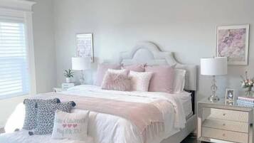 Deluxe dubbelrum | Ljudisolering, strykjärn/strykbräda, gratis wi-fi och sängkläder