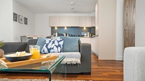 Apartment | 2 bedrooms - Spectacular Apartment Balcony View in City Centre (Manchester)