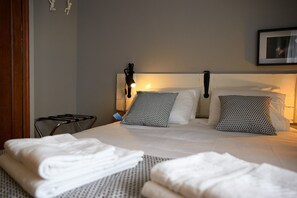 2 habitaciones, tabla de planchar con plancha y wifi gratis 