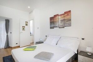 3 dormitorios, tabla de planchar con plancha, wifi gratis y ropa de cama
