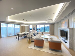 Suite – president, 1 kingsize-seng, ikke-røyk | Sengetøy av topp kvalitet, dundyner og senger med Select Comfort-madrass