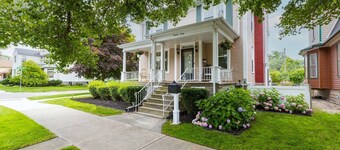 Bay Breeze Mansion | DogsOK | HotTub-open | 6 BDR+