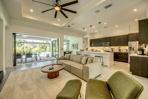 Interior - Villa Melody - new villa, modern, pool & spa, modern (Cape Coral)