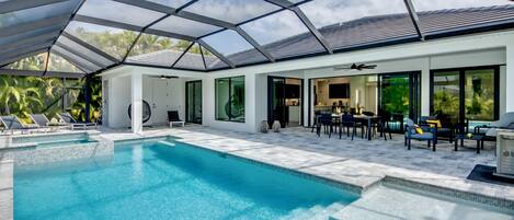 Piscine extérieure, piscine chauffée