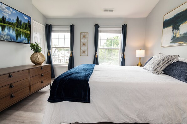 2 Schlafzimmer, Schreibtisch, Bügeleisen/Bügelbrett, kostenloses WLAN