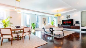 Unclassified image, 4 of 26, button - LUX The Elegant DIFC Suite (Dubai)