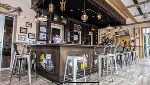 Bar (in der Unterkunft)