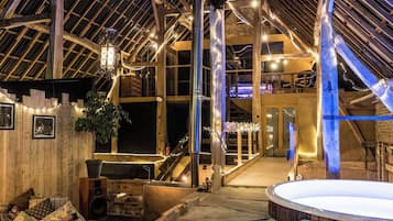 Ferienhaus, 2 Schlafzimmer, Raucher, Whirlpool | Badezimmerausstattung