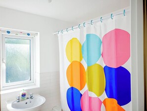 Hus Comfort | Badrum | Badkar/dusch, regndusch, hårtork och handdukar