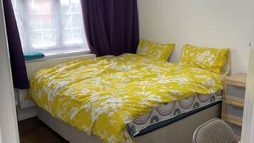 Apartment | 2 bedrooms, iron/ironing board, free WiFi, bed sheets