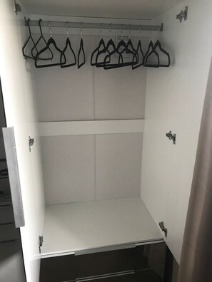 Apartment | Interior - Impeccable Studio Apartment by the London Eye (London)