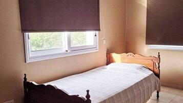 3 bedrooms, WiFi, bed sheets