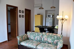 House, 1 Bedroom, Smoking, Patio | Living room | Books - Cozy Apartment Ideal for Couple (Sciacca)