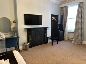 Iron/ironing board, free WiFi, bed sheets - Arran House Hotel (London)