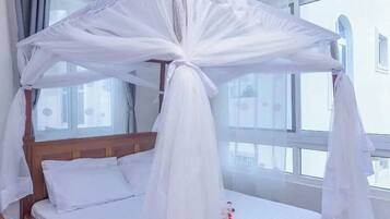 1 bedroom, iron/ironing board, free WiFi, bed sheets