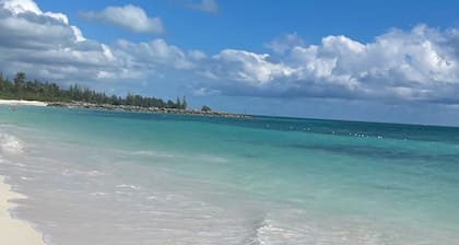 Walk to Bahamia Beach