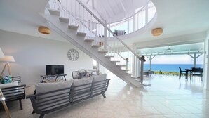 Unclassified image, 2 of 57, button - Exceptional 180° sea-view villa with 2 pools and 5 suites for 10 (Saint François)
