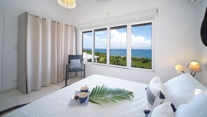 Unclassified image, 4 of 57, button - Exceptional 180° sea-view villa with 2 pools and 5 suites for 10 (Saint François)