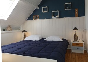 3 chambres, fer et planche à repasser, lit parapluie, Wi-Fi gratuit