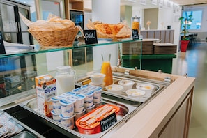 Colazione continentale inclusa, servita tutte le mattine