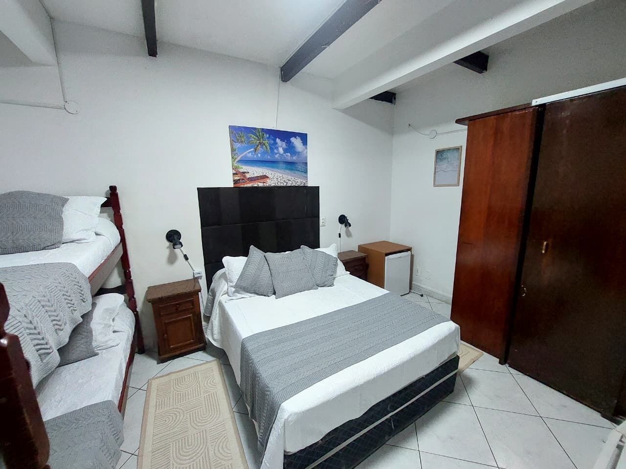 Economy Quadruple Room | Free WiFi, bed sheets