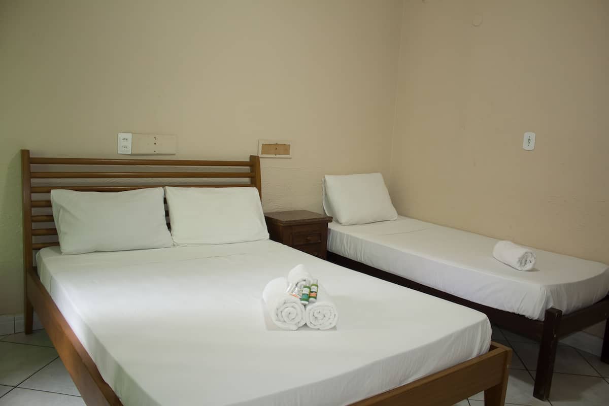 Kamar Triple Comfort | Seprai antialergi, Wi-Fi gratis, dan seprai linen