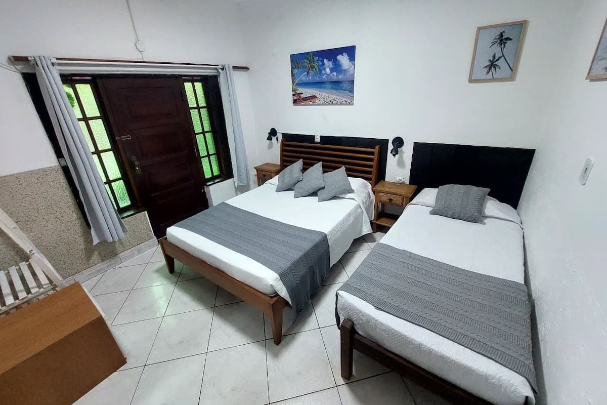 Chambre Triple Standard | Wi-Fi gratuit, draps fournis
