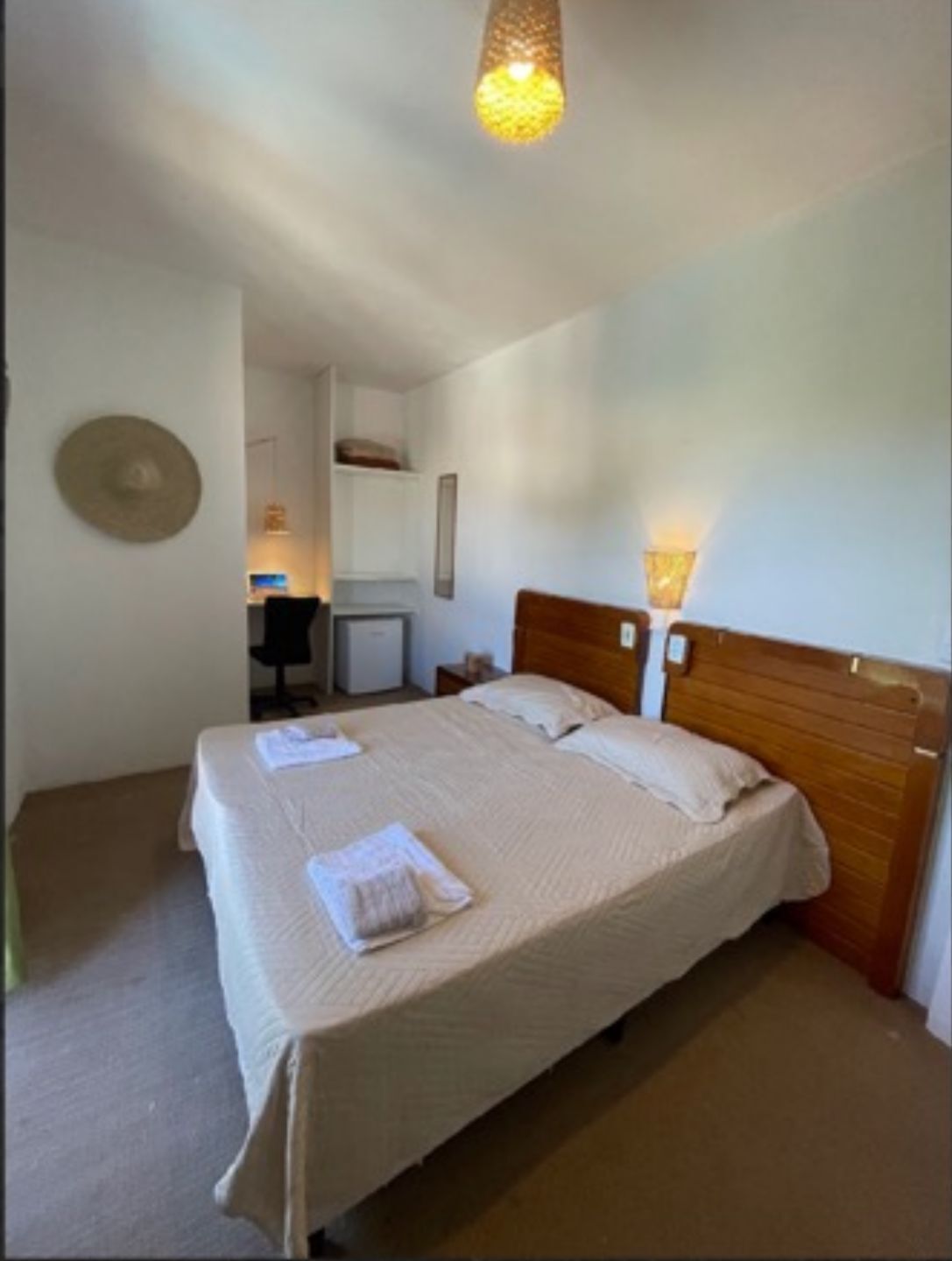 Traditional-Doppel- oder -Zweibettzimmer