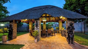 วิลล่า, 5 ห้องนอน, ระเบียง, วิวสวน | บริเวณภายนอก