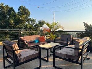 Property grounds - Del Cielo Apartment Hotel Entebbe (Entebbe)