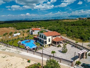 House - Villa Leon Zadarvillas (Policnik)