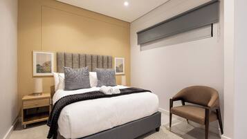 Comfort Apartment | 1 bedroom, in-room safe, laptop workspace, iron/ironing board