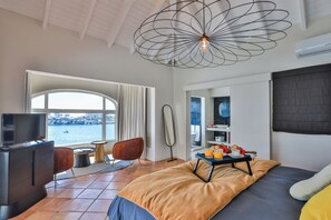 4 Schlafzimmer, Zimmersafe, Bügeleisen/Bügelbrett, Reisekinderbett