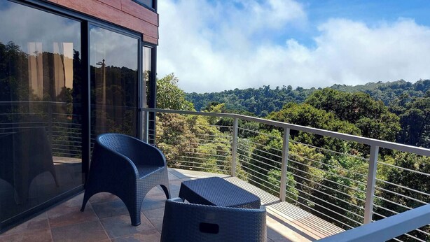 House, 2 Bedrooms, Balcony, Garden View | Bahagian luar