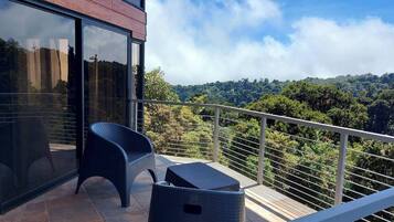 House, 2 Bedrooms, Balcony, Garden View | Exterior