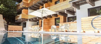 Suite with 3 bedrooms & wellness area