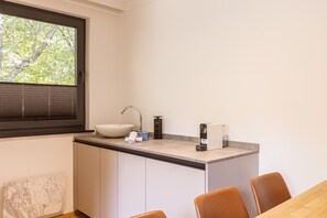 Fridge, coffee/tea maker, electric kettle, toaster - Suite with 2 bedrooms (Saalbach)