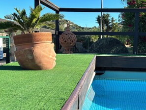 Casa, 3 habitaciones, patio, vista al jardín | Alberca | Alberca al aire libre