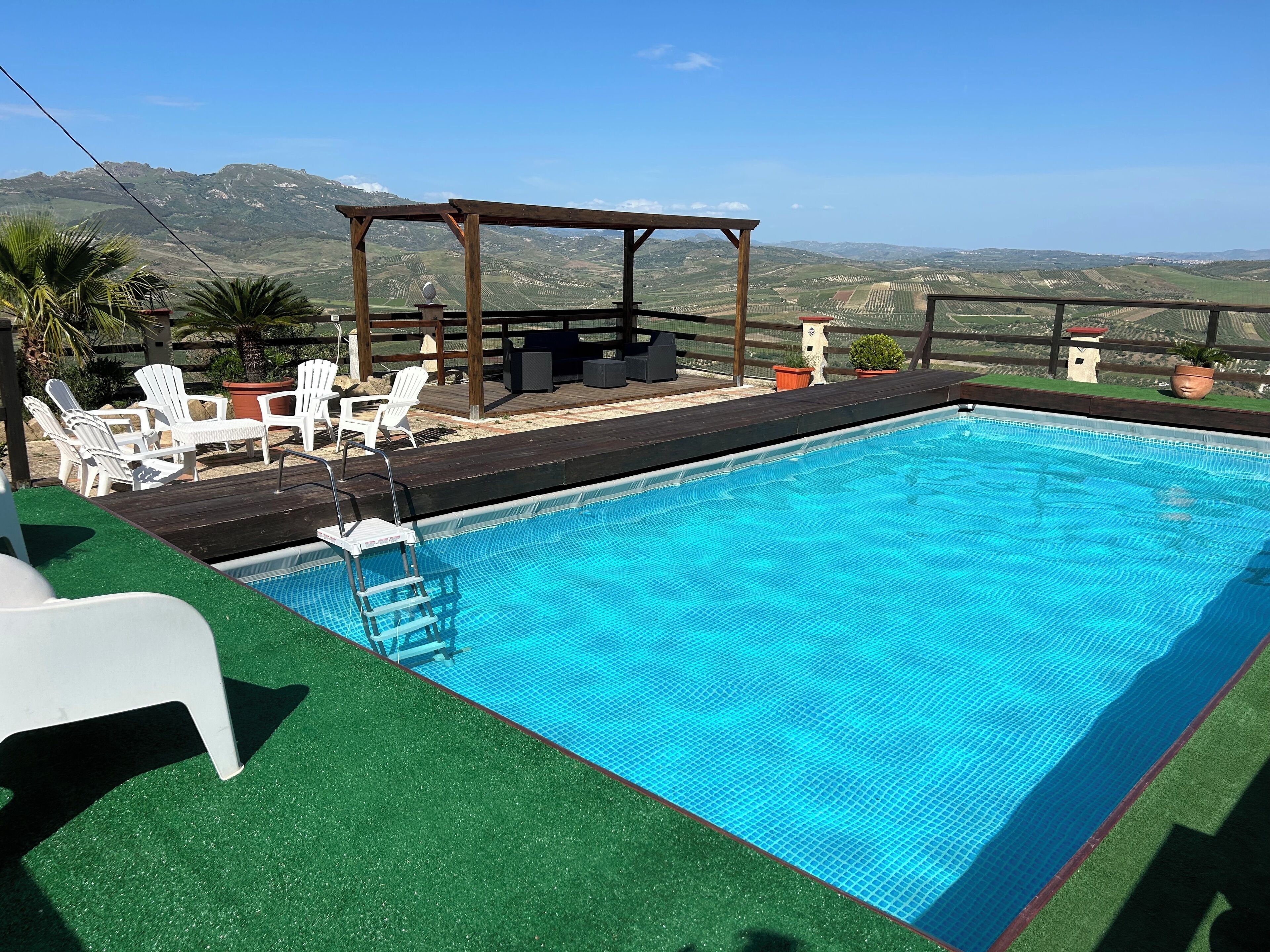 House, 3 Bedrooms, Patio, Garden View | Pool | Outdoor pool