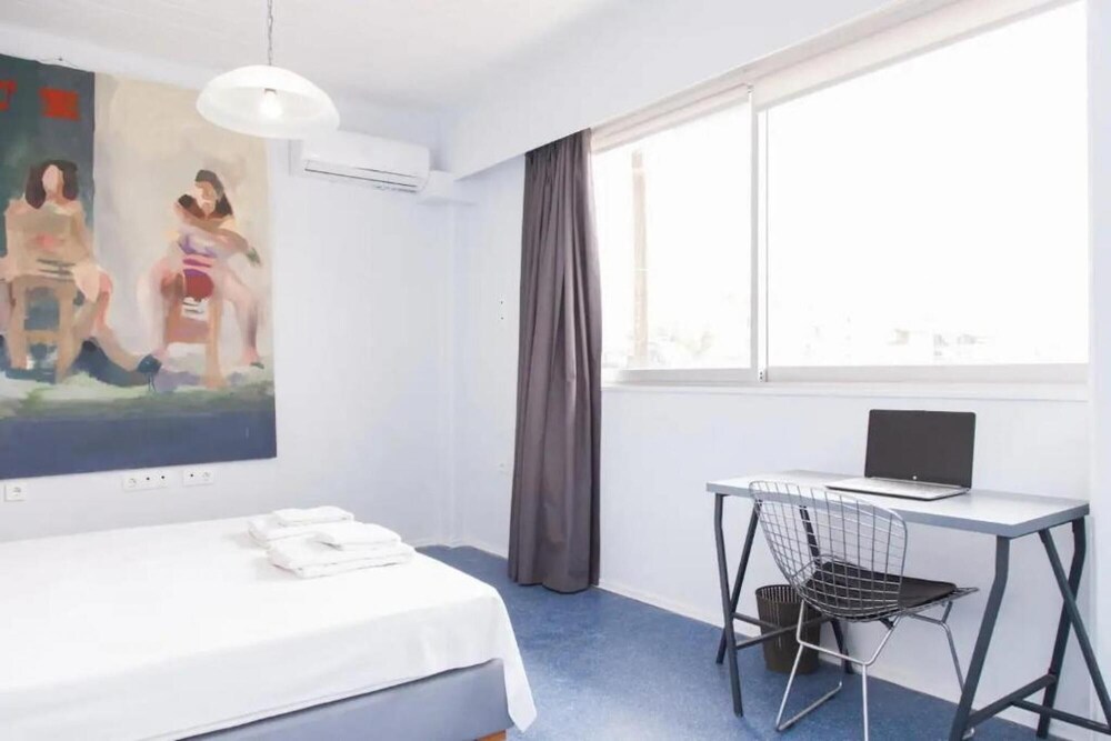 Ypsilon IconicAthensHome - Ilioupoli | Vrbo