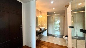Appartement, 2 slaapkamers, toegankelijk voor mindervaliden, balkon | Badkamer
