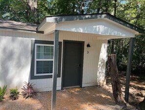 Exterior - Allie Rose/Cabin 3 Lake Athens/ Canton Trade Days (Athens)