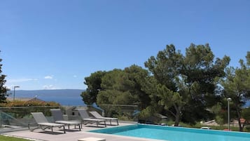 Rum - 1 sovrum - tillgänglighetsanpassat - balkong | Pool | Utomhuspool