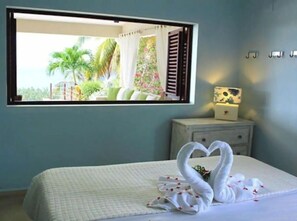 3 bedrooms, in-room safe, WiFi, bed sheets