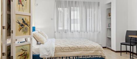 1 bedroom, desk, iron/ironing board, free WiFi