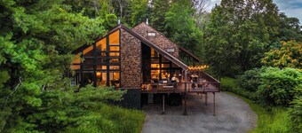 Mountain View Retreat w/ Hot Tub, Theater, and Gym